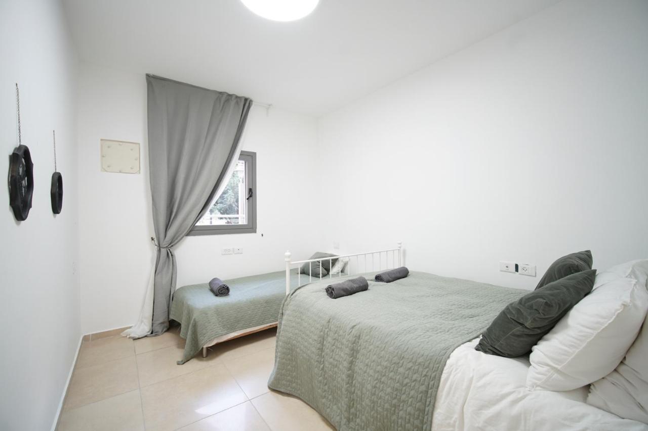 Harav Kuk Modern Apartment By Nimizz Йерусалим Екстериор снимка
