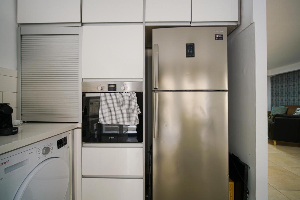 Harav Kuk Modern Apartment By Nimizz Йерусалим Екстериор снимка